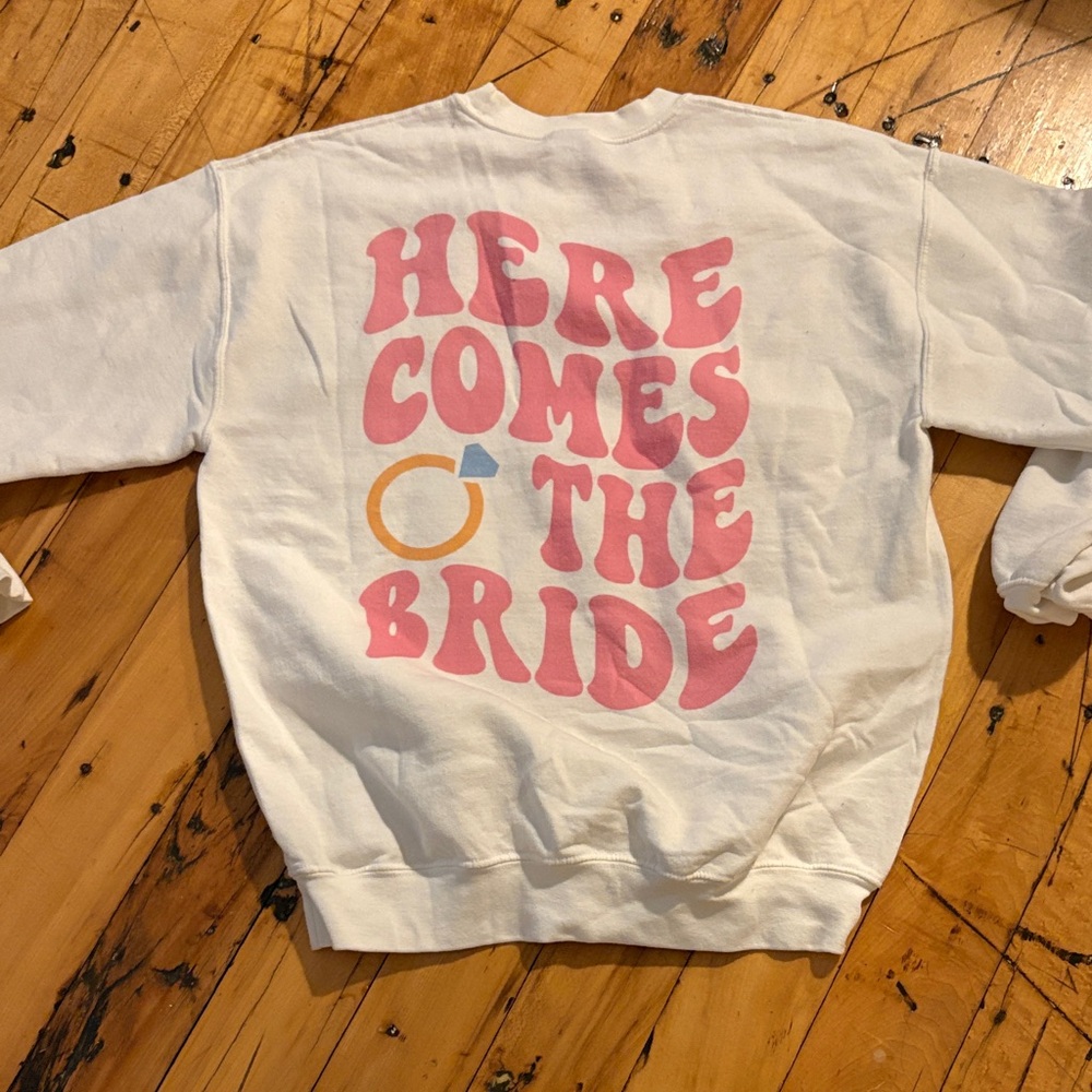 Gildan White Sweatshirt with Pink and Orange Print